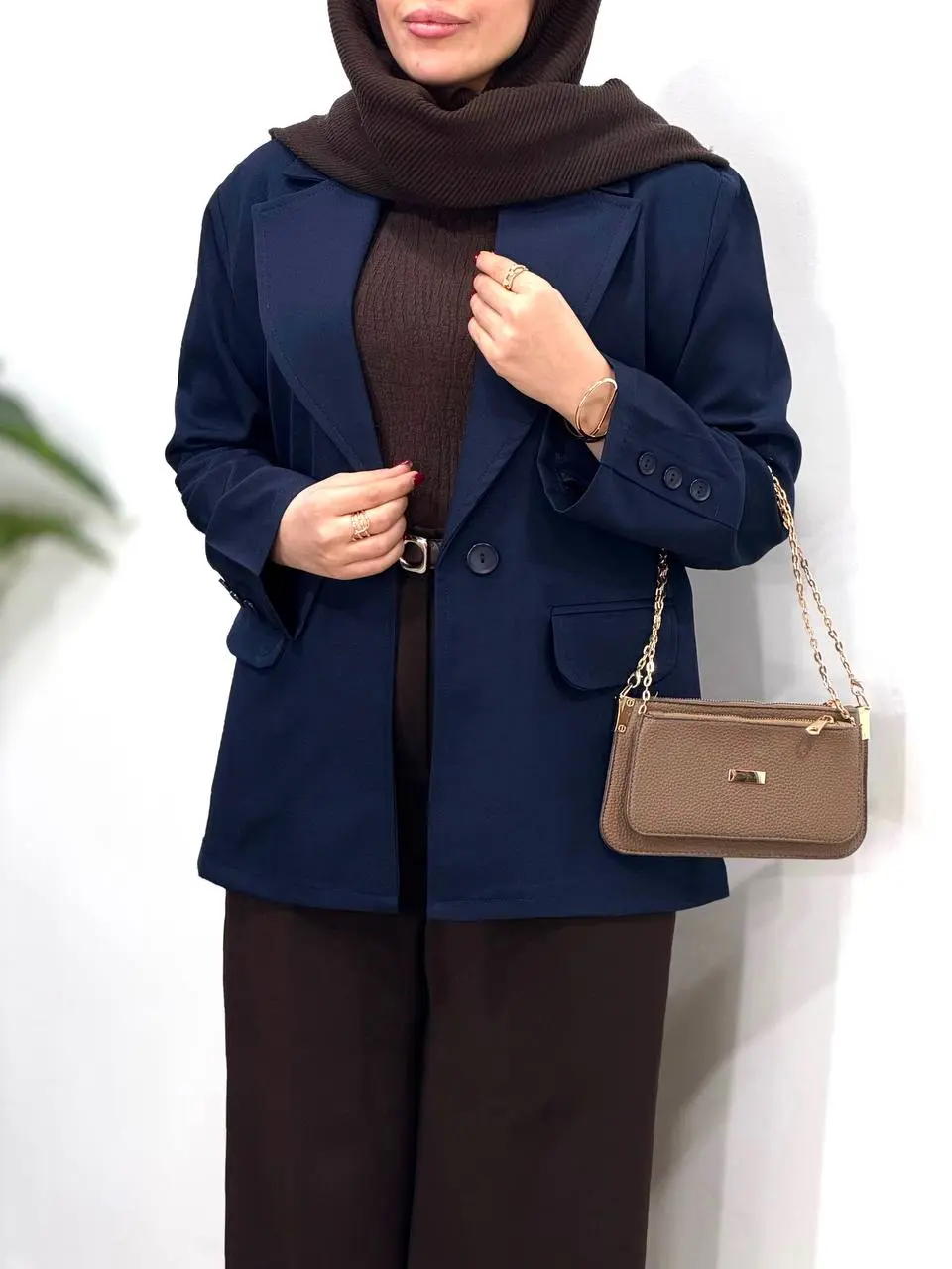 مانتو کتی بزیاق آیسو هانیسا